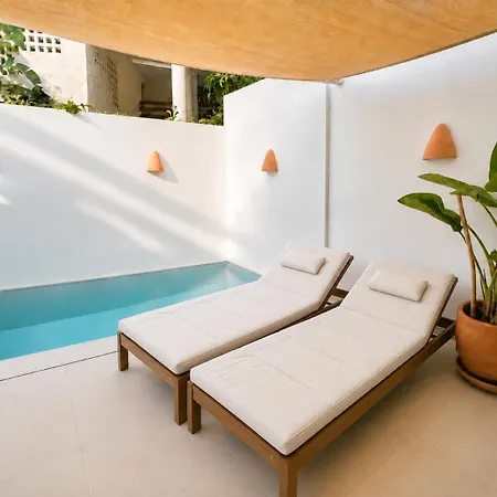 Σπίτι διακοπών 3 Bedroom Townhouse With Private Pool