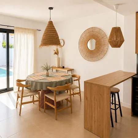 3 Bedroom Townhouse With Private Pool
