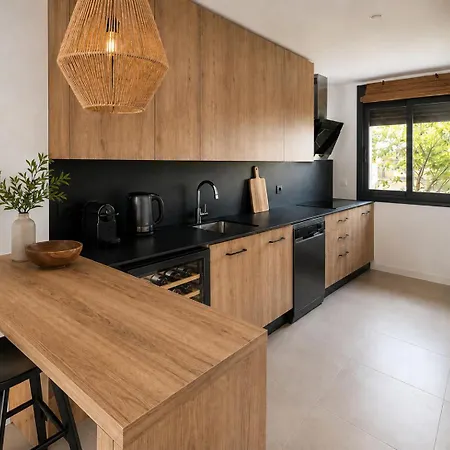 3 Bedroom Townhouse With Private Pool Σπίτι διακοπών Εστεπόνα