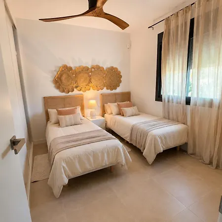 3 Bedroom Townhouse With Private Pool Feriehus *