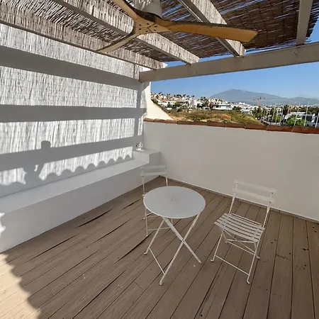 3 Bedroom Townhouse With Private Pool Εστεπόνα